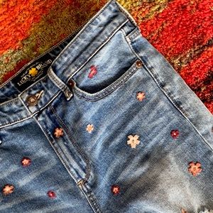 Lucky Brand Jeans with embroidered flowers